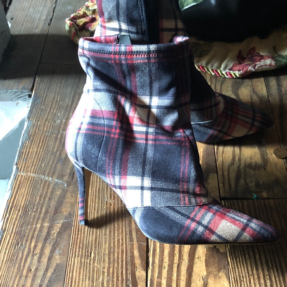 Jessica Simpson Red and Black Plaid Heeled Boots